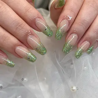 ネイル 内田 里穂のネイルデザイン