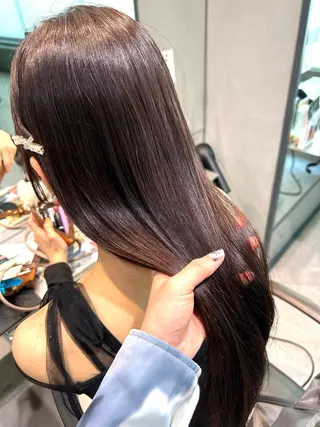 ロング 真子由衣奈/大手町 / 丸の内 / 東京のヘアスタイル