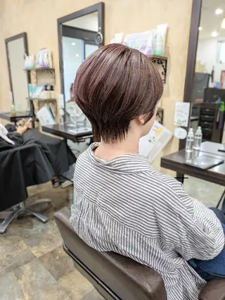 ショート カラー sepiage trois所属・酒井 亜希のヘアスタイル