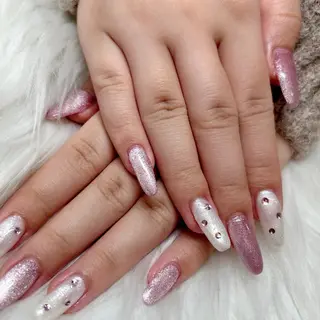 ネイル はあとねいる筑紫口店 Hitomiのネイルデザイン