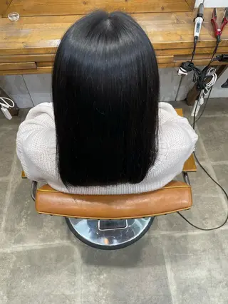 セミロング カラー 松田 恋のヘアスタイル