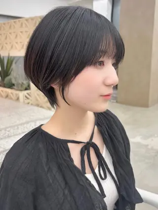 ショート 伊藤 優里のヘアスタイル