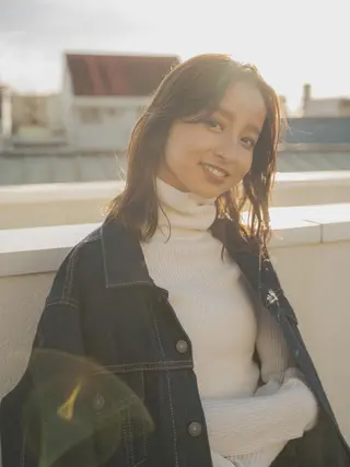 ミディアム 柳下 涼のヘアスタイル