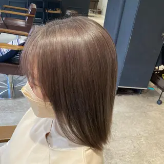 ミディアム カラー 山﨑 まなかのヘアスタイル