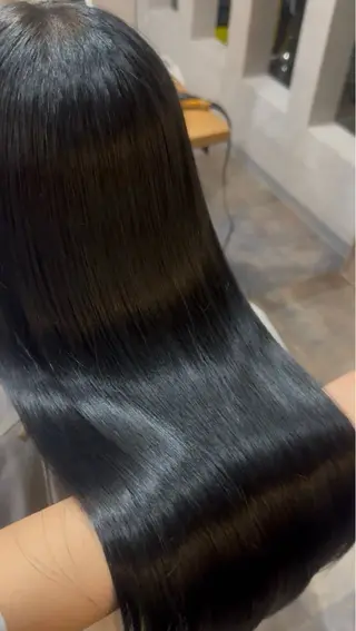 ロング 矢野 夢果のヘアスタイル