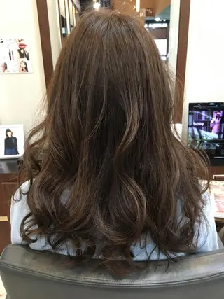 ショート ミディアム セミロング ロング カラー パーマ ヘアアレンジ メンズ キッズ ネイル まつエク MODEK's阿倍野 伊藤サダキのヘアスタイル