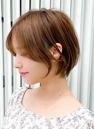 ショート ショートヘア くすみカラー、大場猛のヘアスタイル
