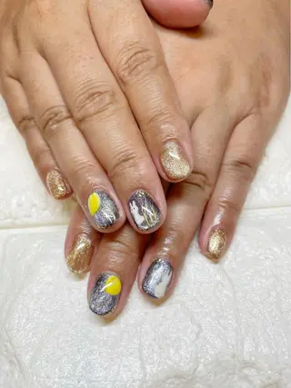 ネイル amour所属・amour ERIKAのマツエク・マツパデザイン