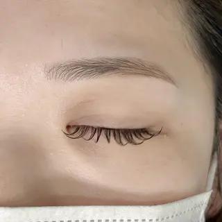 アイブロウ クラシックアイズ 福岡天神店のマツエク・マツパデザイン