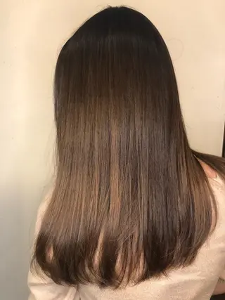 ロング カラー 刀根 亮馬のヘアスタイル