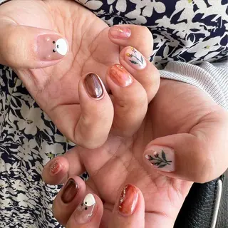 ネイル 黒葛原 めぐみのネイルデザイン