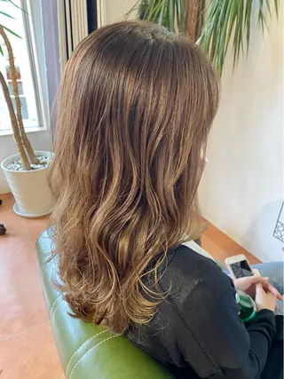 ロング カラー 石井 佑樹のヘアスタイル