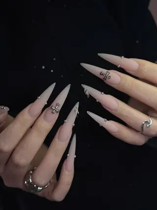 ネイル Dark honey スカルプ専門原宿店のネイルデザイン