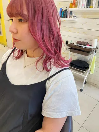 ミディアム riho/ブリーチ/ デザインカラー/辻堂のヘアスタイル