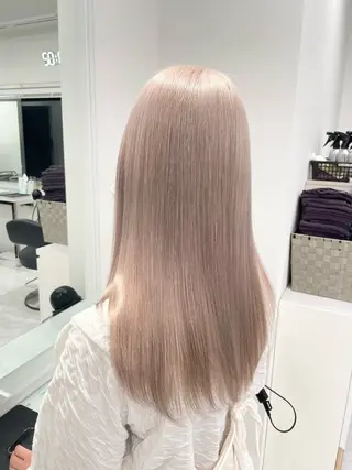 セミロング カラー 🤍💕ブリーチカラ ーAyaka💕🤍のヘアスタイル