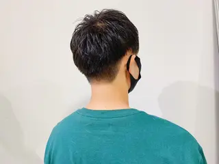 ショート メンズ タカハシ ハヤトのヘアスタイル