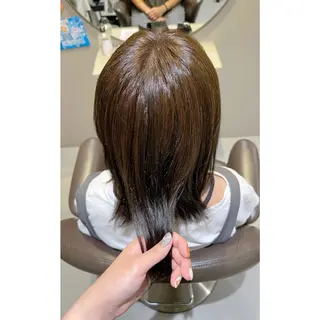 ミディアム カラー 坂野 美葵のヘアスタイル