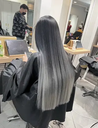 ロング カラー ROBIN所属・指名数No.1 /NAOYAのヘアスタイル