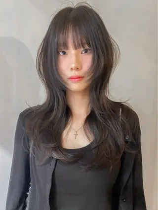 ロング カラー ヘアアレンジ 🎀韓国レイヤー 🎀白石菜々のヘアスタイル