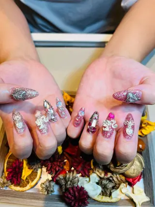 ネイル Brodia nailsのネイルデザイン