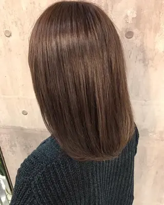 ミディアム カラー 髪質改善ｶﾗｰ ｹｱﾌﾞﾘｰﾁ/ﾀﾑのヘアスタイル