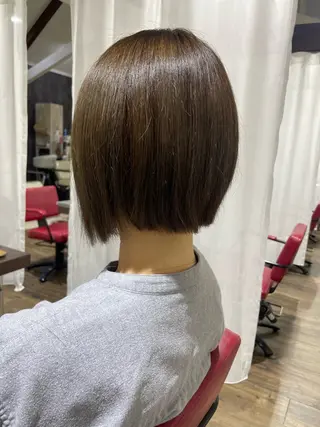 ショート カラー 兼松 美香のヘアスタイル