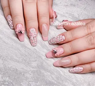 ネイル R inのネイルデザイン