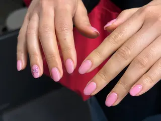 ネイル mori yuina ┆͓̽ NUDGEのネイルデザイン