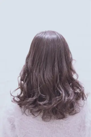 ミディアム ému エミュ　hair &spa所属・近藤 みゅうまのヘアスタイル
