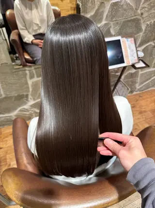 セミロング 🦭うるツヤ髪 /藤本和明🦭のヘアスタイル