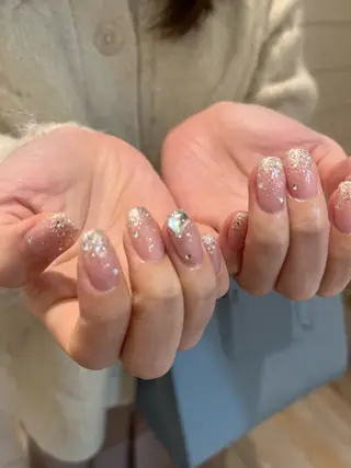 ネイル Momone ／渋谷／パラジェルのネイルデザイン