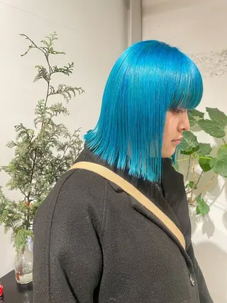 カラー ウルフ/似合わせ レイヤー/RIHOのヘアスタイル