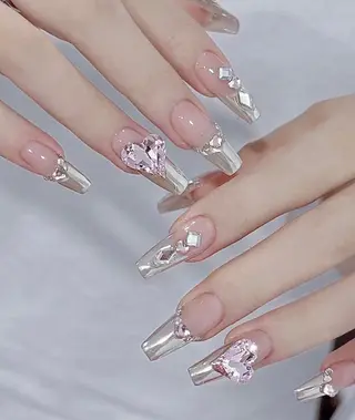 ネイル D-BEAUTY Nailsalonのネイルデザイン