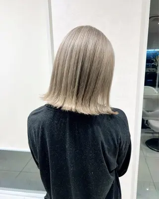 カラー nehus nagaoka所属・🖤複雑履歴ブリーチ Mizuki 🖤のヘアスタイル