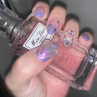 ネイル BLUEM なな🐶のネイルデザイン