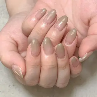 ネイル atelier　FIORITURA所属・FIORITURA aiのネイルデザイン