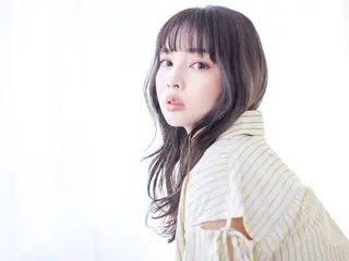 カラー ロング Ash 武蔵小杉店のヘアスタイル