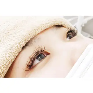 マツエク・マツパ イラーリ 裕子の眉毛・アイブロウイメージ