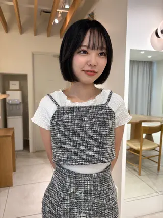 ショート カラー 透け感カラー得意🎀 りおなのヘアスタイル