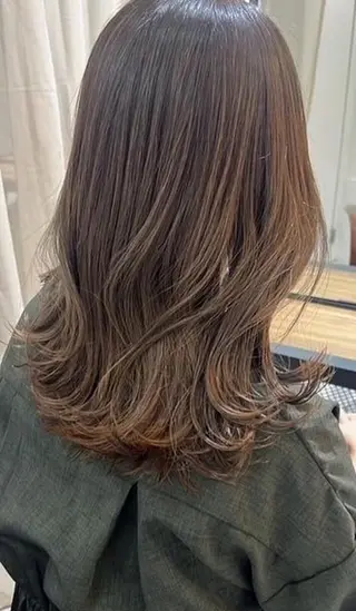 ミディアム カラー 髪質改善✨️透明感カ ラー✧*。山下さいみのヘアスタイル