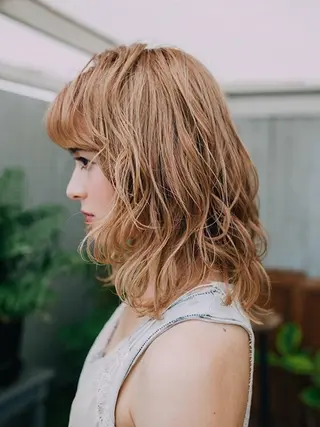 ミディアム カラー パーマ 白髪ぼかしハイライト 柳川拓哉のヘアスタイル