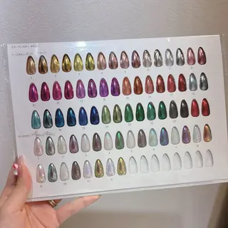 ネイル mofie🤍ユミ/ 恵比寿/パラジェルのネイルデザイン