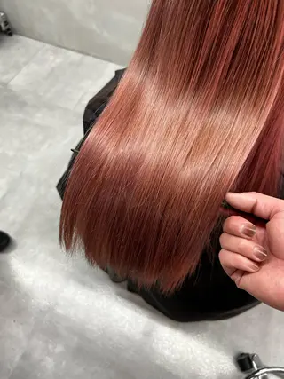 セミロング カラー IROHA所属・髪質改善縮毛矯正なら ✨伊藤佳祐✨のヘアスタイル