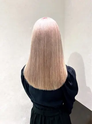 カラー nehus nagaoka所属・🖤複雑履歴ブリーチ Mizuki 🖤のヘアスタイル