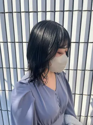 カラー DC SHIONのヘアスタイル