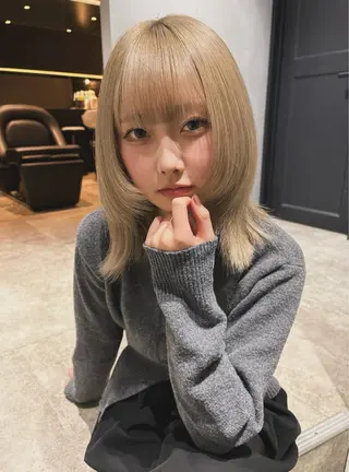 ミディアム カラー Juna✂️ レイヤー / ボブのヘアスタイル