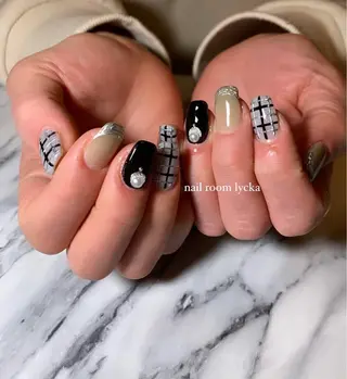 ネイル ﾈｲﾙﾙｰﾑﾘｯｶ 𝐦𝐚𝐲𝐮のネイルデザイン