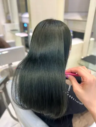 セミロング カラー Ash 銀座店所属・銀座/カラー 🎀momo🎀のヘアスタイル