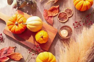 セミロング カラー パーマ ヘアアレンジ メンズ キッズ ネイル マツエク・マツパ アイブロウ ニキビ特化型エステ 🍓最短で肌質改善のエステ・リラクイメージ