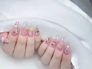 ネイル 🎀M nails✨ ビューティーのネイルデザイン